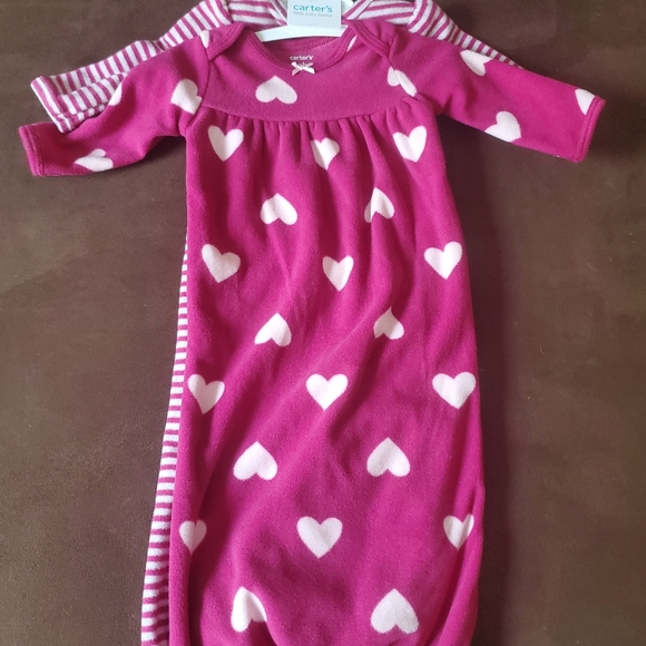 🌻Host Pick🌻 NWT Carters Sleeper Gowns - Picture 4 of 5